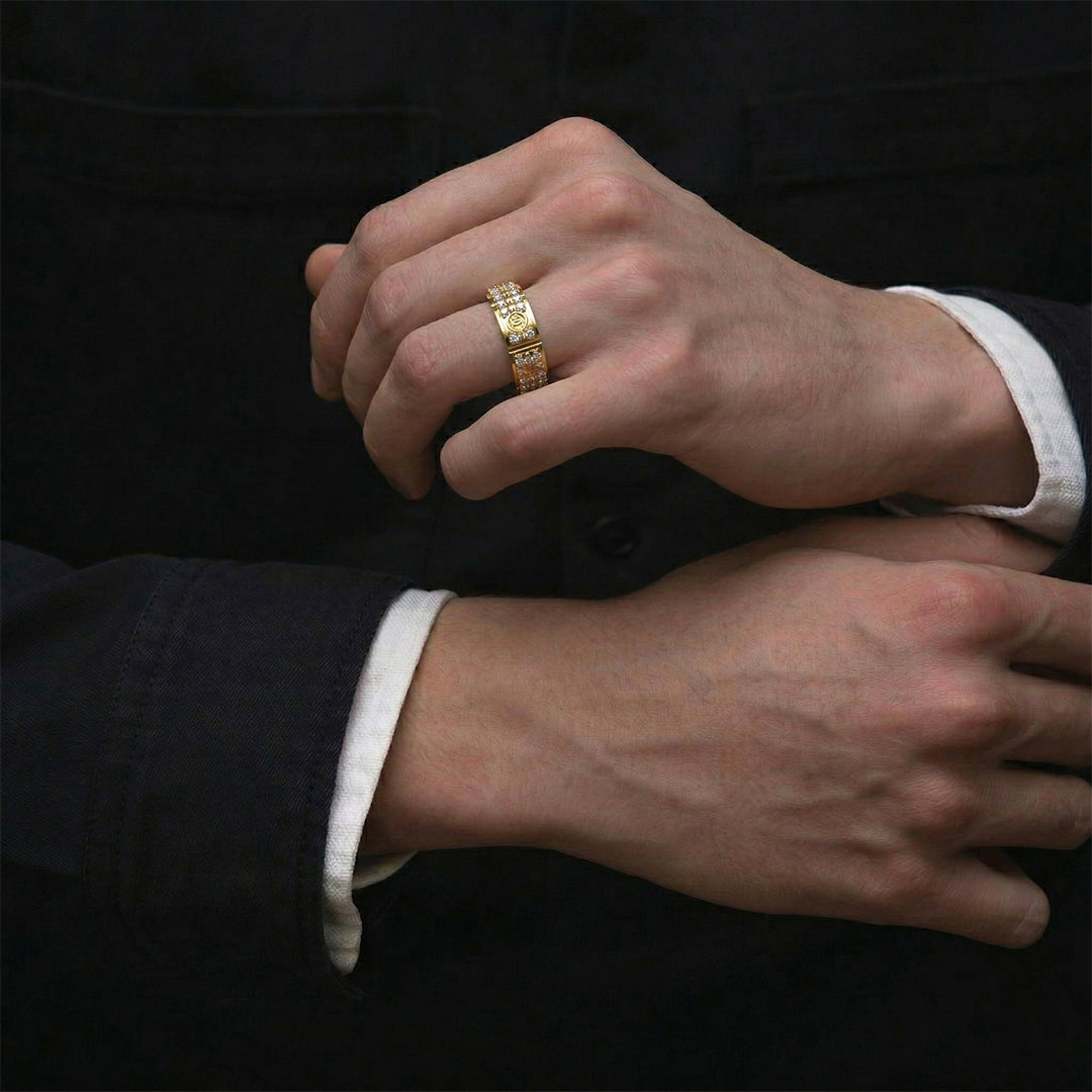 Yellow Gold Diamond Screw Band Ring